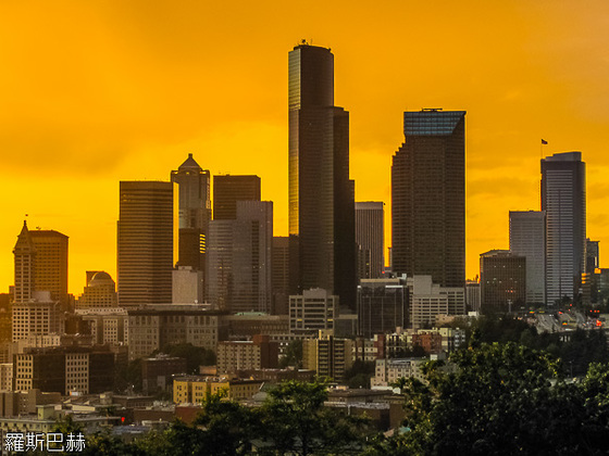 USA 2014 - 4536 - Seattle - Skyline Sunset from Dr. Jose Rizal Park