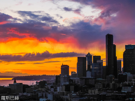 USA 2014 - 4580 - Seattle - Skyline Sunset from Dr. Jose Rizal Park