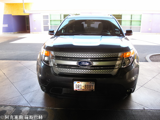USA 2013 - 1048 - Ford Explorer